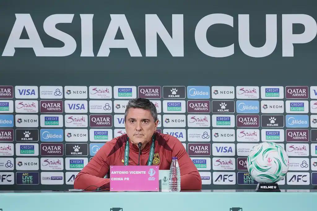 华体会官方-U23亚洲杯决赛对阵日本，这场复仇之战，安东尼奥面临一道选择题