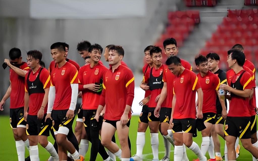 华体会官方-重庆铜梁龙3月4日官宣多位王牌离队，核心外援领衔，引发热议